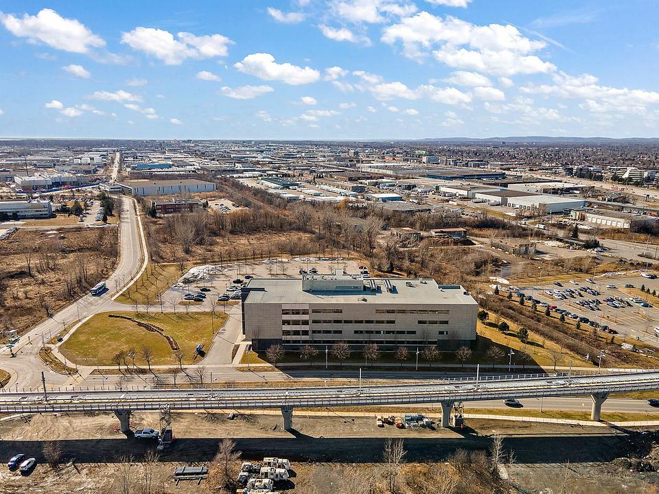 2500 Boulevard Alfred Nobel, Montréal, QC