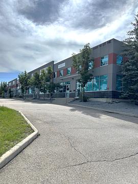 5660 10 Street Northeast, Calgary, AB