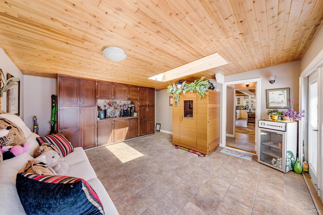 529 Appian Way, Coquitlam, BC