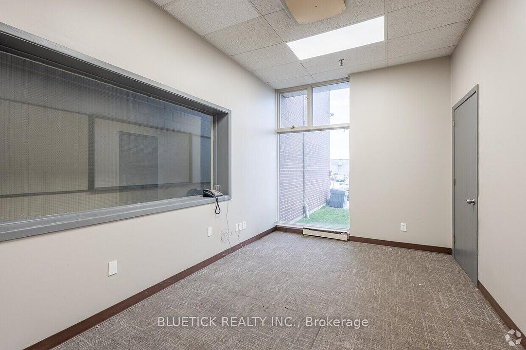 3 - 25 Tangiers Road, Toronto, ON