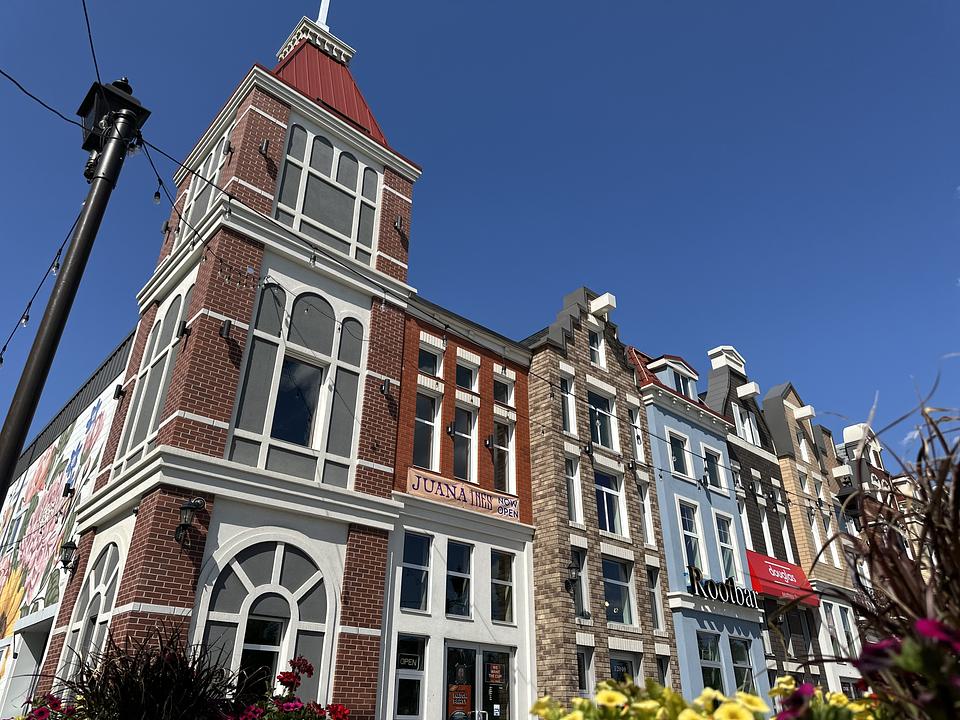 12016 107 Avenue Northwest, Edmonton, AB