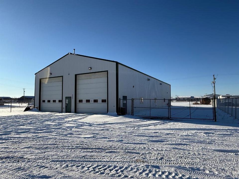 9802 97 Street, La Crête, AB