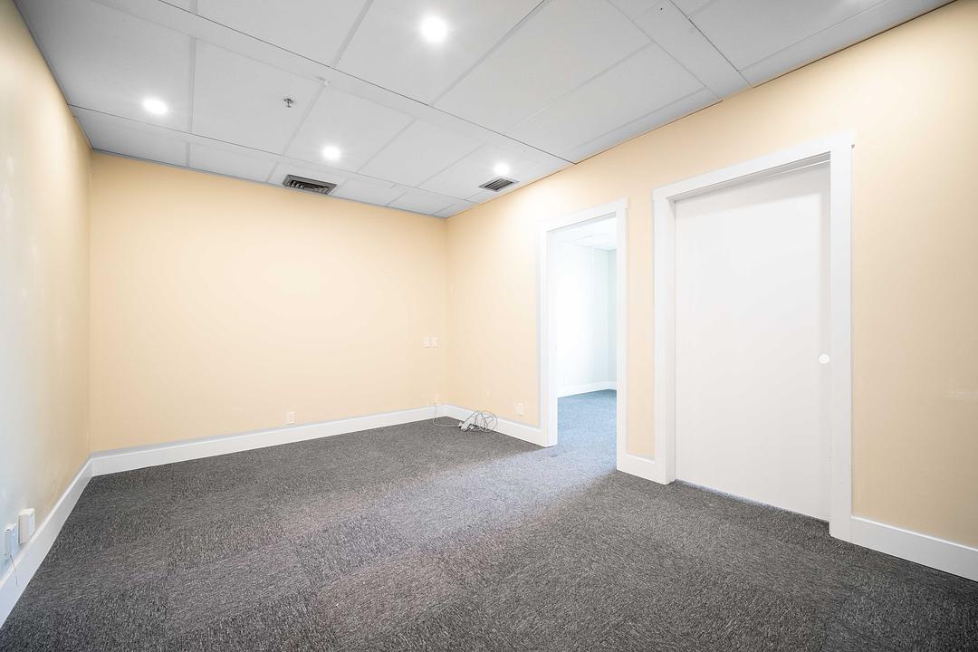 1112 - 750 West Broadway, Vancouver, BC