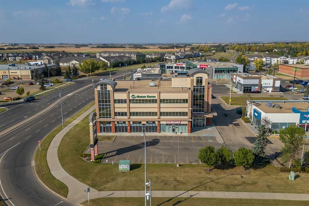 6708 48 Avenue, Camrose, AB