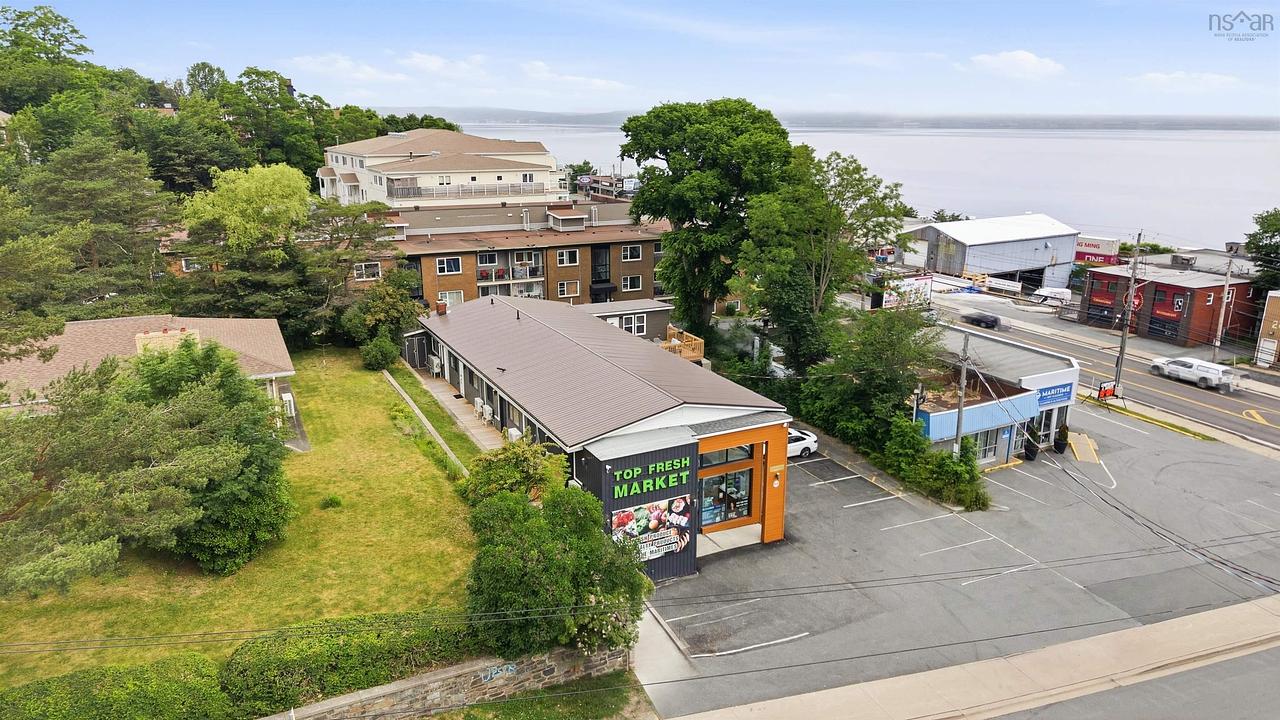 1 Flamingo Drive, Halifax, NS