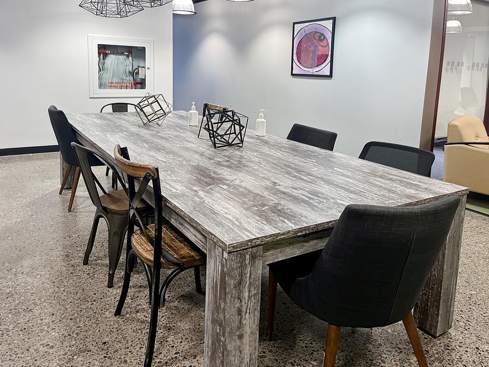 302, East Tower - 2233 Argentia Road, Mississauga, ON