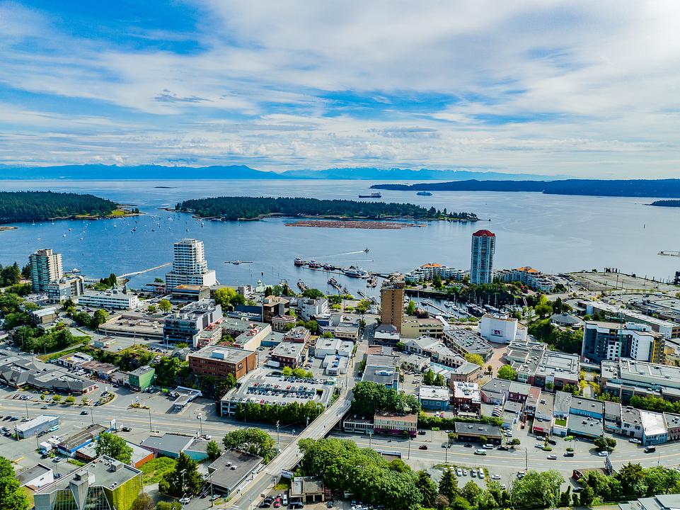 208 - 335 Wesley Street, Nanaimo, BC