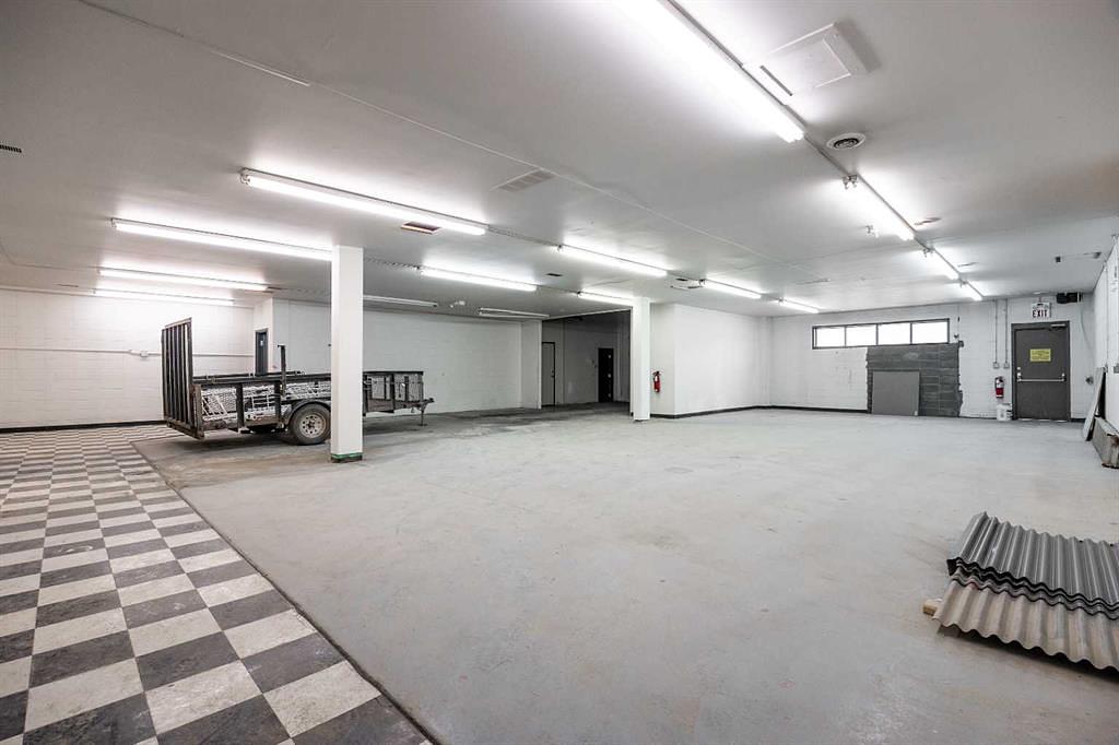 110 - 9401 Franklin Avenue, Fort McMurray, AB