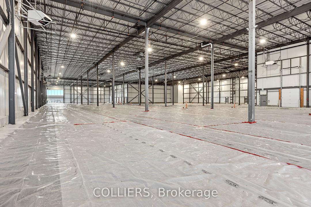 130 Warehouse Street, Russell, ON