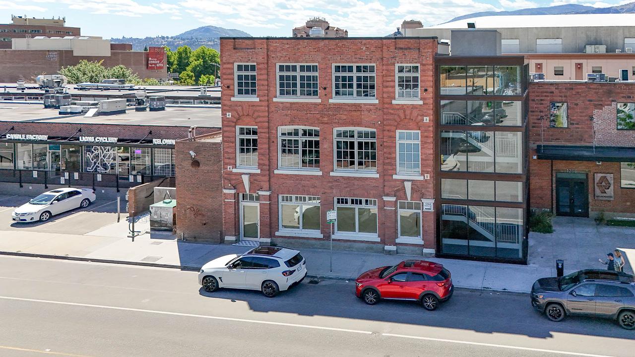 300 - 1264 Ellis Street, Kelowna, BC