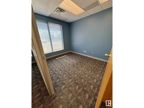 15736 100 Avenue Northwest, Edmonton, AB