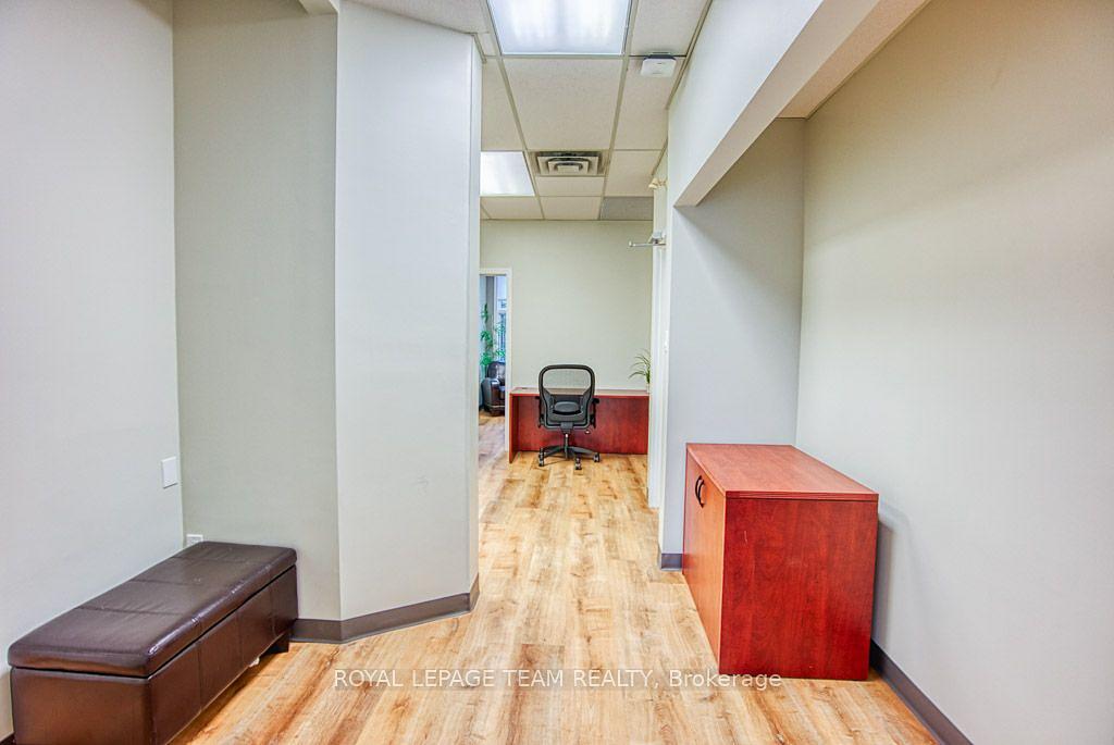 84 Centrepointe Drive, Ottawa, ON