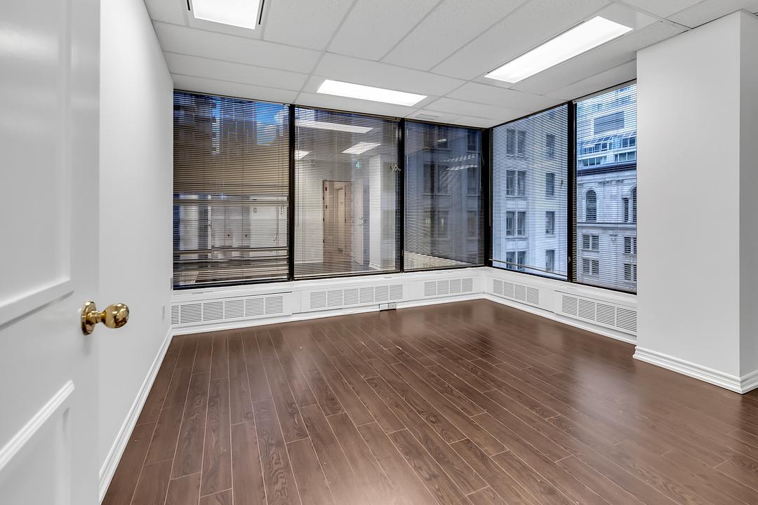 1401 - 10 King Street East, Toronto, ON