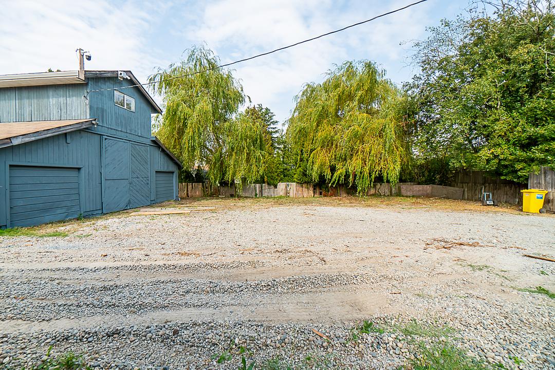 18369 24 Avenue, Surrey, BC