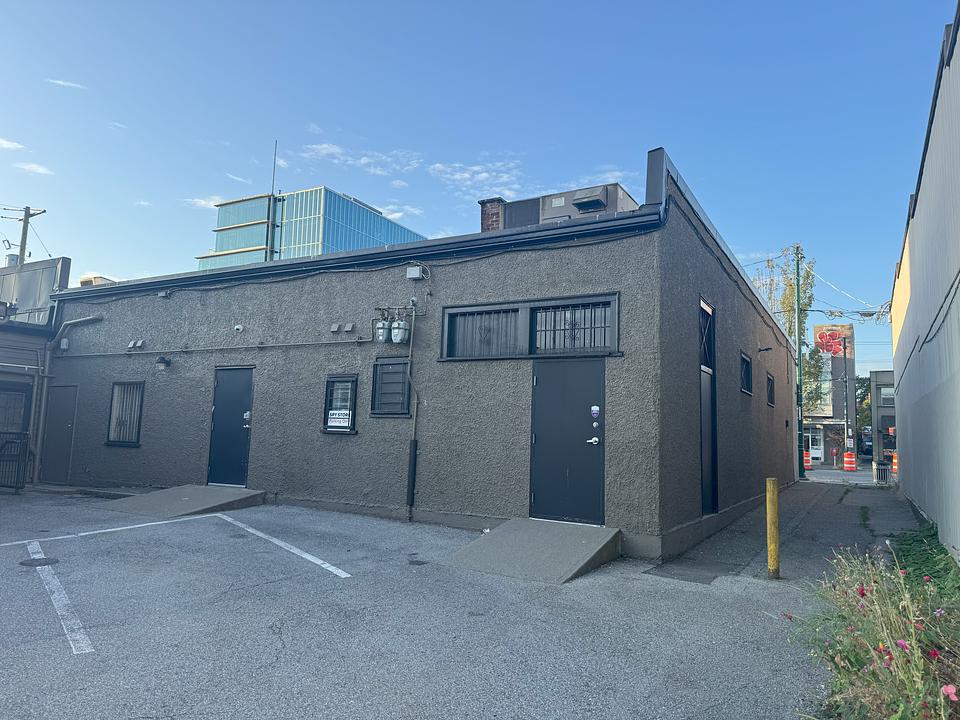 1817 W Broadway, Vancouver, BC