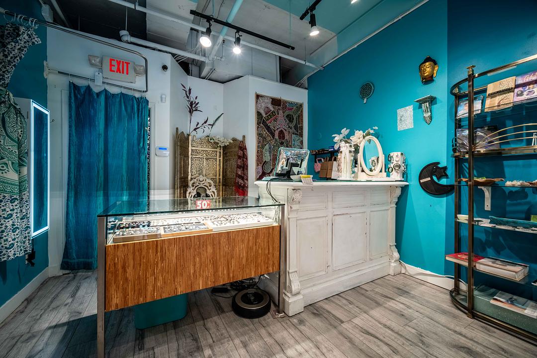 2987 Granville Street, Vancouver, BC