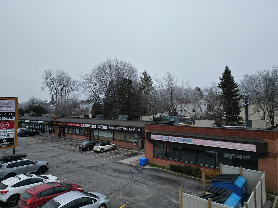 2208 Saint Joseph Boulevard, Ottawa, ON