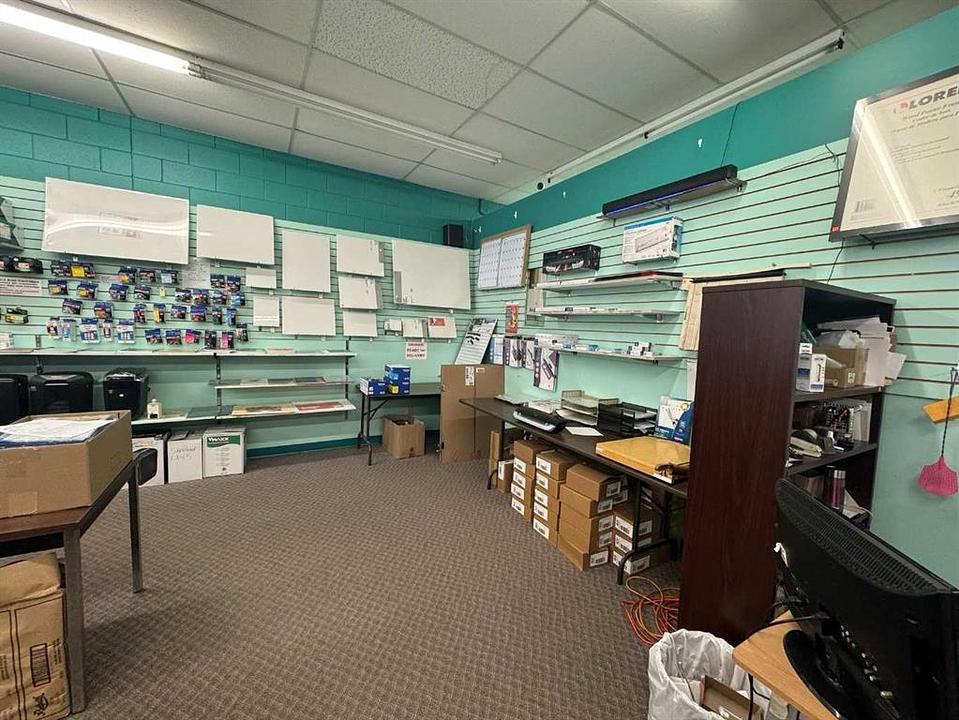 5026 50 Avenue, Ponoka, AB