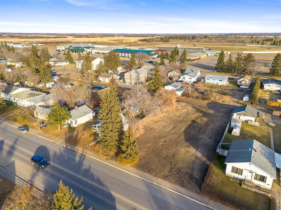 5509 50 Avenue, Lloydminster, SK
