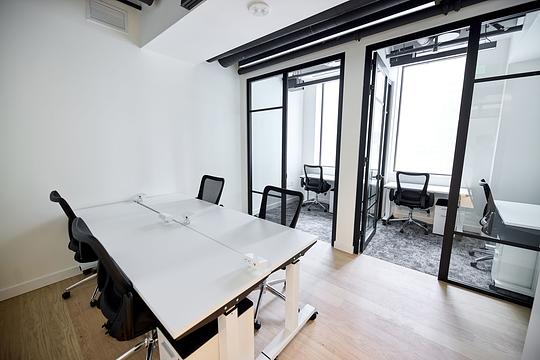 302 Bay Street, Toronto, ON