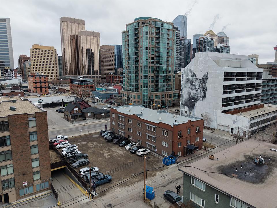 807 12 Avenue Southwest, Calgary, AB