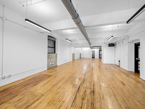 639 Queen St W, Toronto, ON