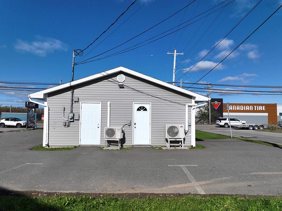 678 Grand Lake Road, Sydney, NS