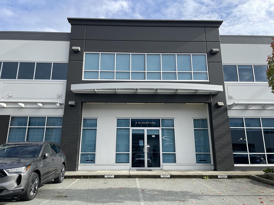 109 - 18663 52 Avenue, Surrey, BC