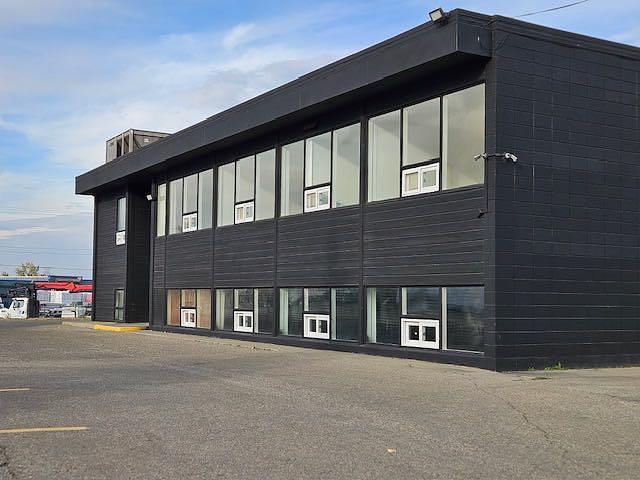 340 50 Avenue Southeast, Calgary, AB
