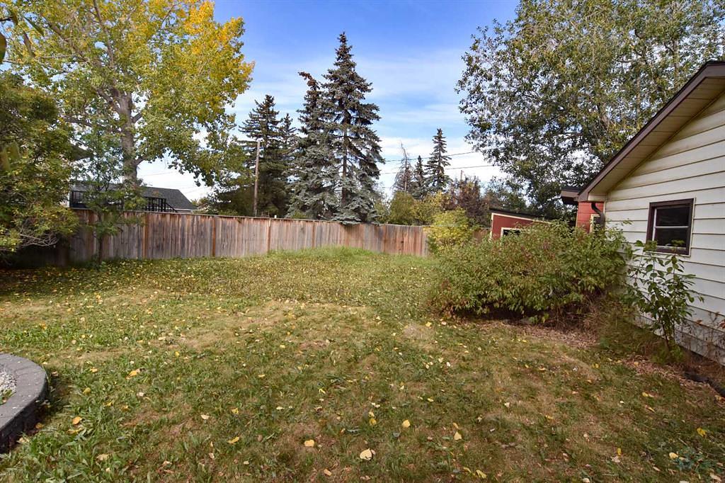 309 Main Street North, Airdrie, AB