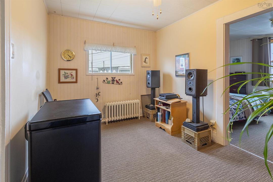 757 Victoria Road, Sydney, NS