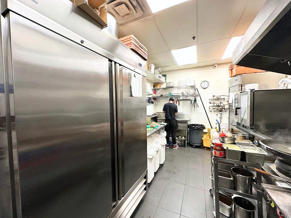 B10 - 5728 University Boulevard, Vancouver, BC