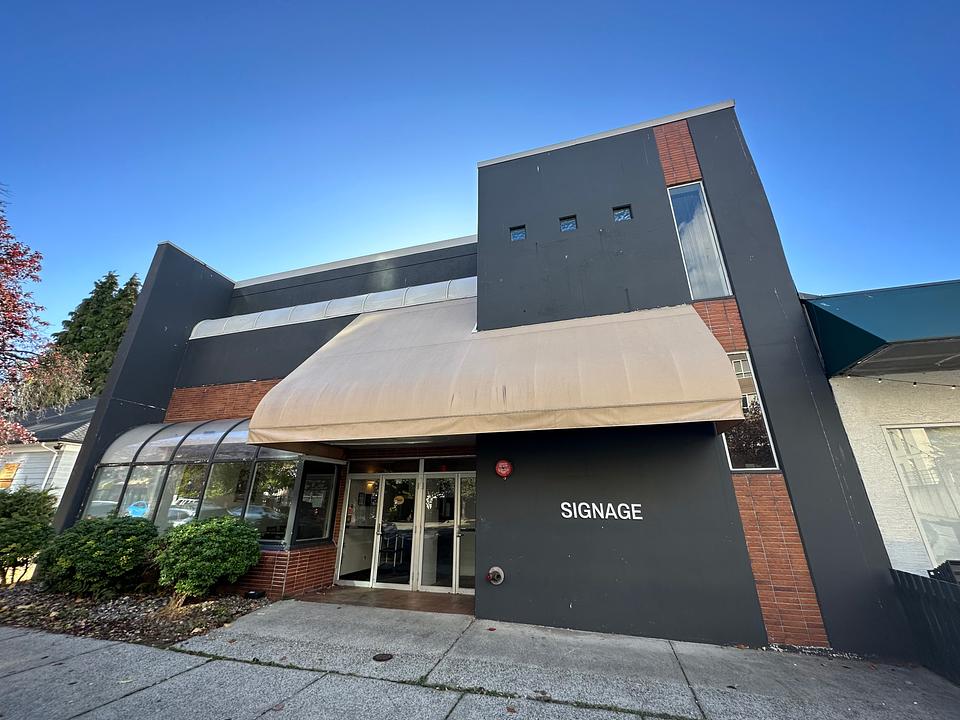 125 2nd Street East, North Vancouver, BC