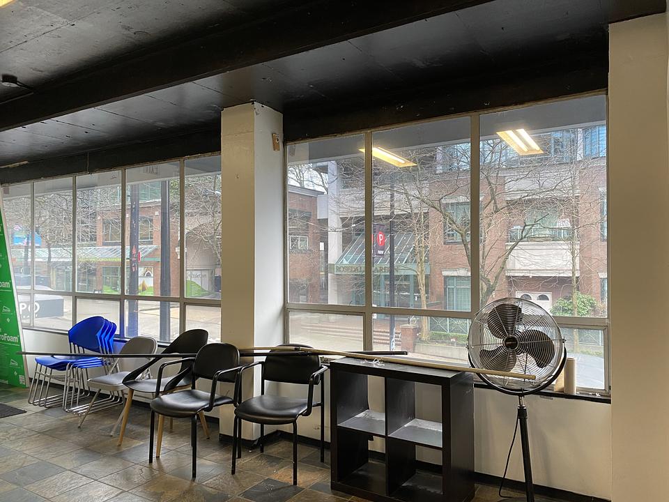 877 Hamilton Street, Vancouver, BC