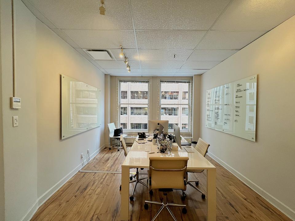 210 - 744 West Hastings Street, Vancouver, BC
