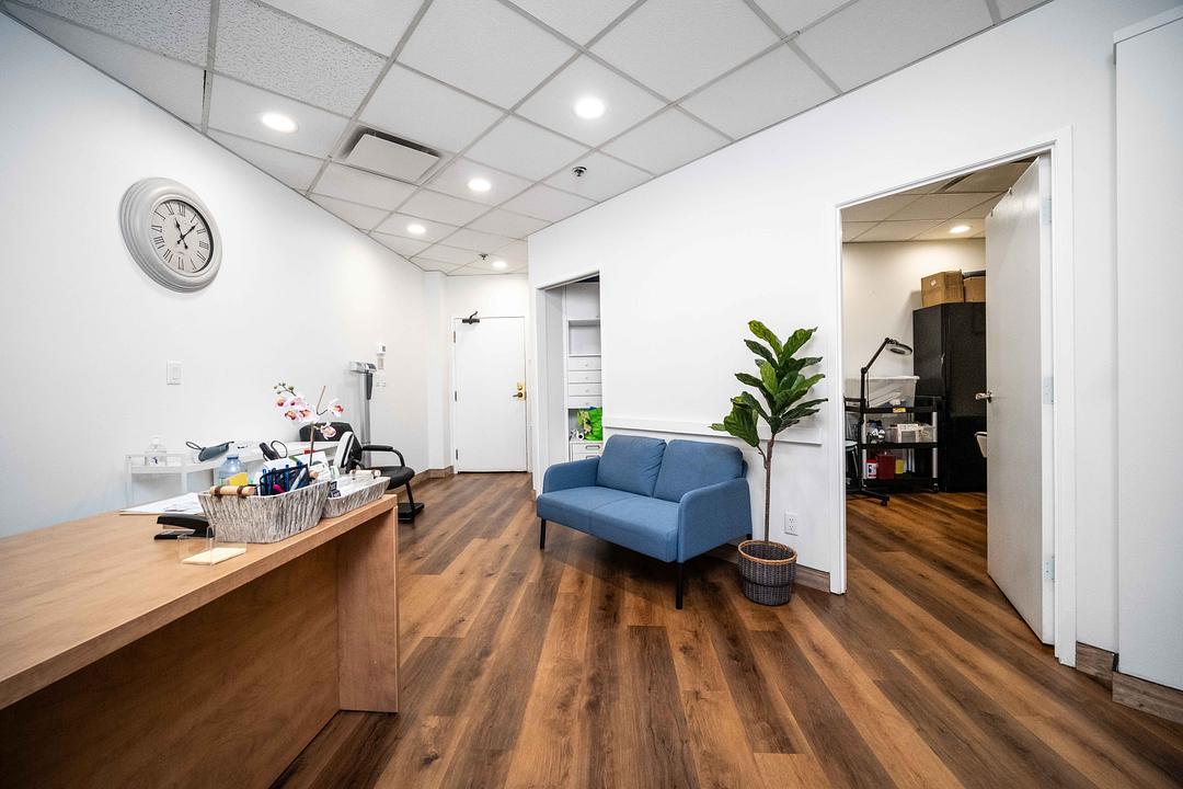504 - 1160 Burrard St, Vancouver, BC