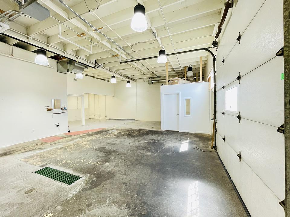 03 - 6103 Centre Street South, Calgary, AB