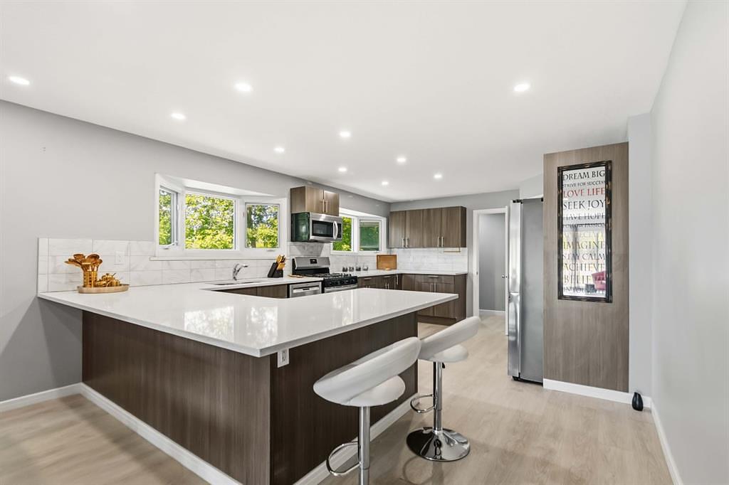 98 Hill Drive, Fort McMurray, AB