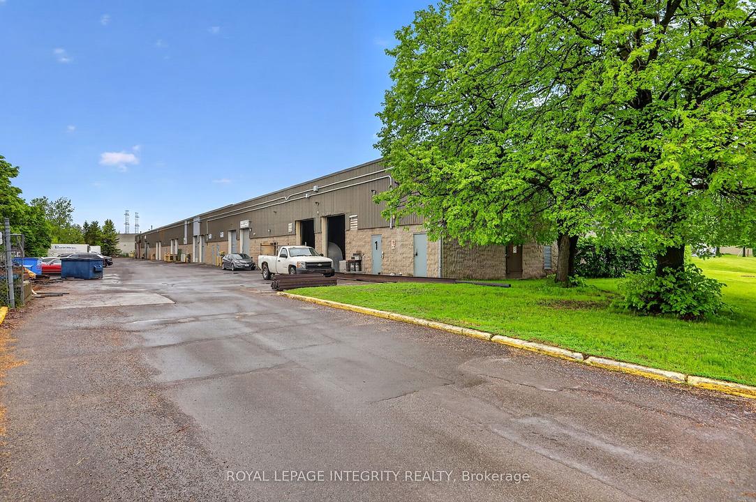 10 - 2295 Stevenage Drive, Ottawa, ON
