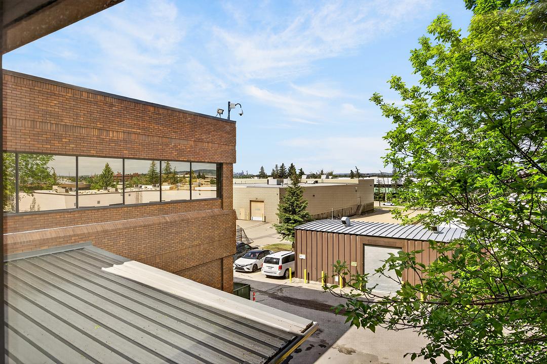 1565 27 Avenue Northeast, Calgary, AB