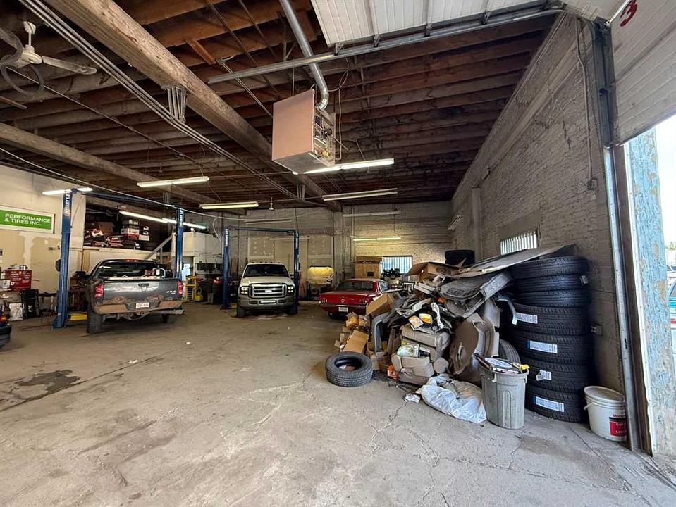 2213 2 Avenue North, Lethbridge, AB