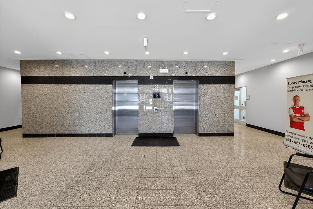 309 - 712 Davis Drive, Newmarket, ON