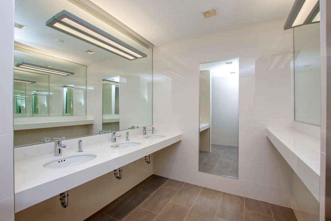 2200 - 145 King Street West, Toronto, ON