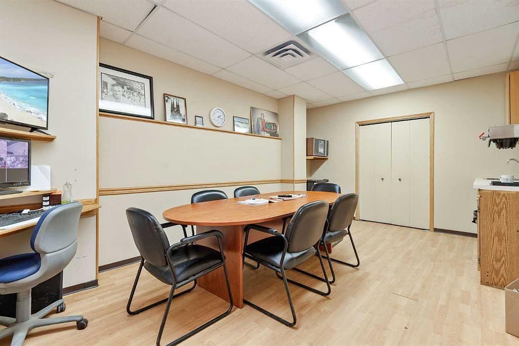 4948 54 Avenue, Red Deer, AB
