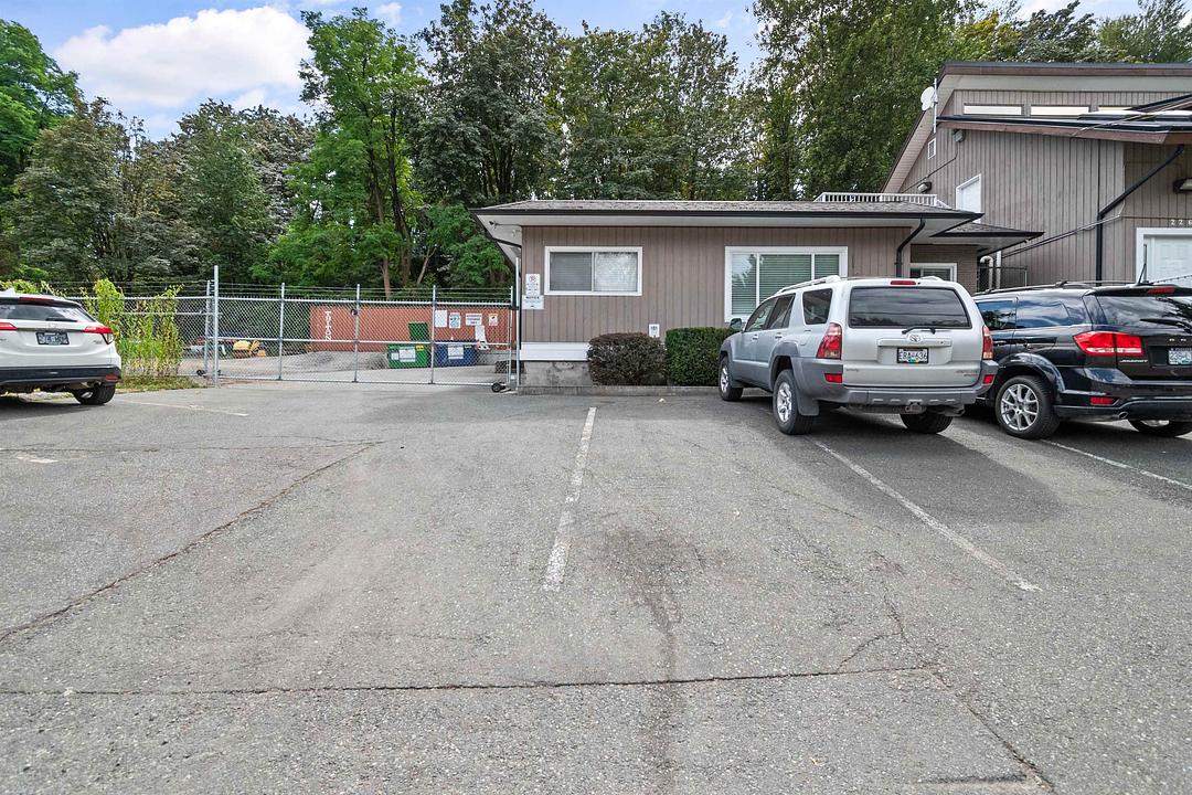 2265 West Railway Street, Abbotsford, BC