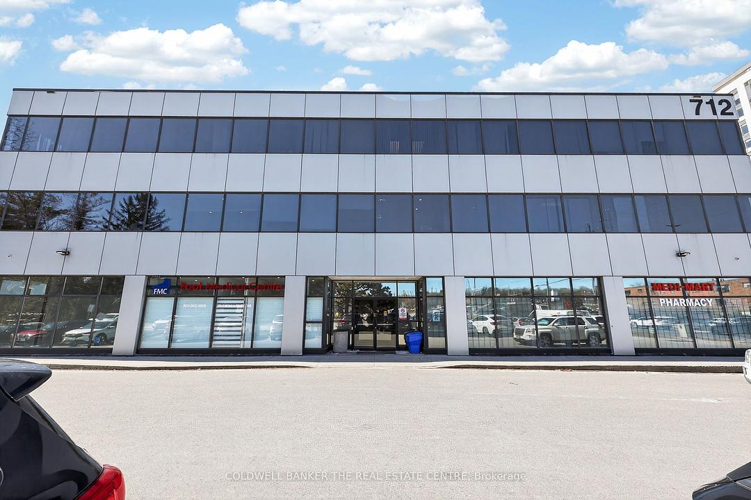 309 - 712 Davis Drive, Newmarket, ON
