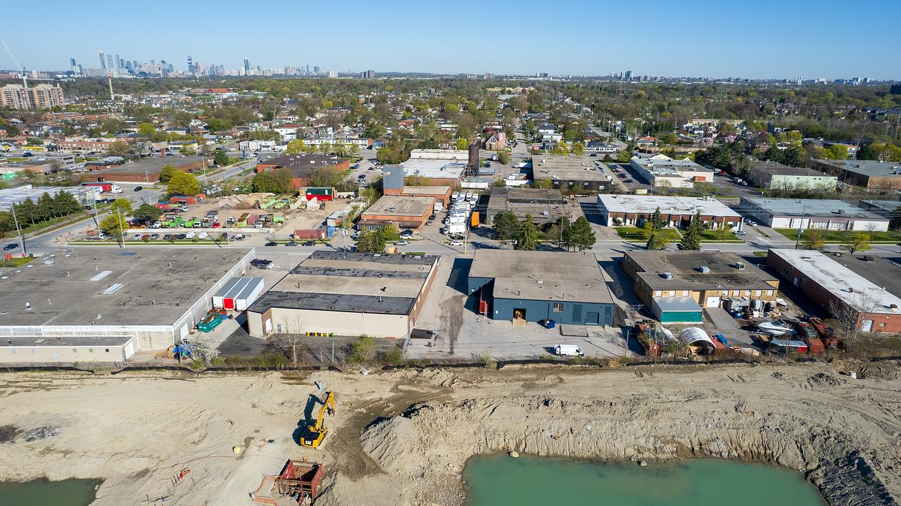 996 Rangeview Road, Mississauga, ON