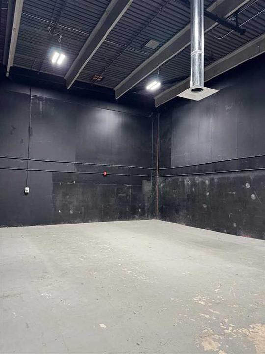 6 - 1411 33 Street Northeast, Calgary, AB