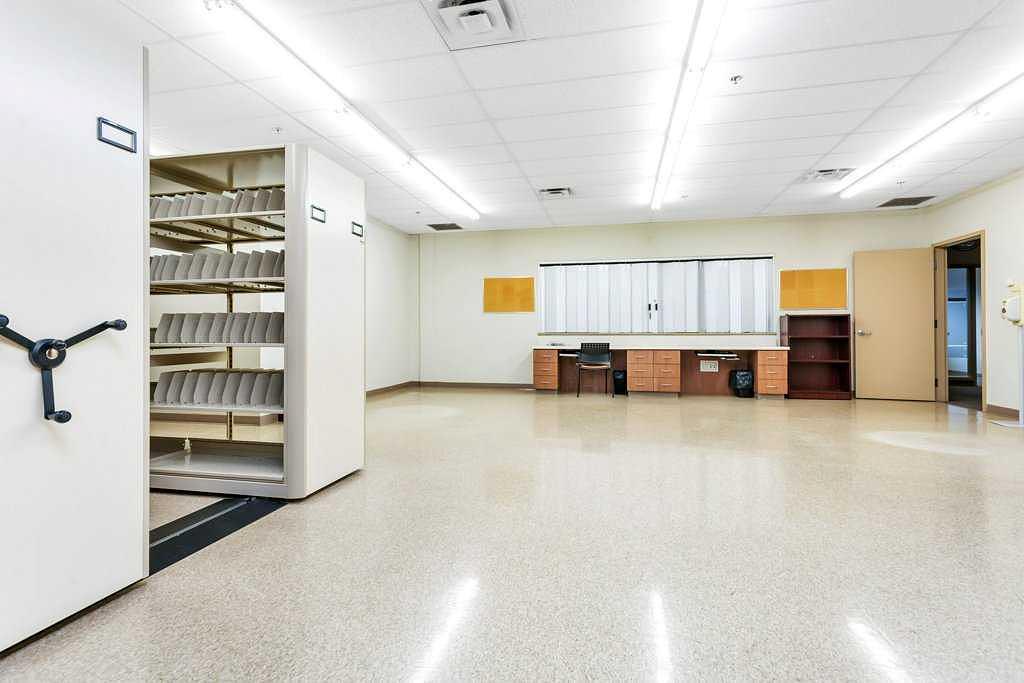33 Schenk Industrial Road, Sylvan Lake, AB