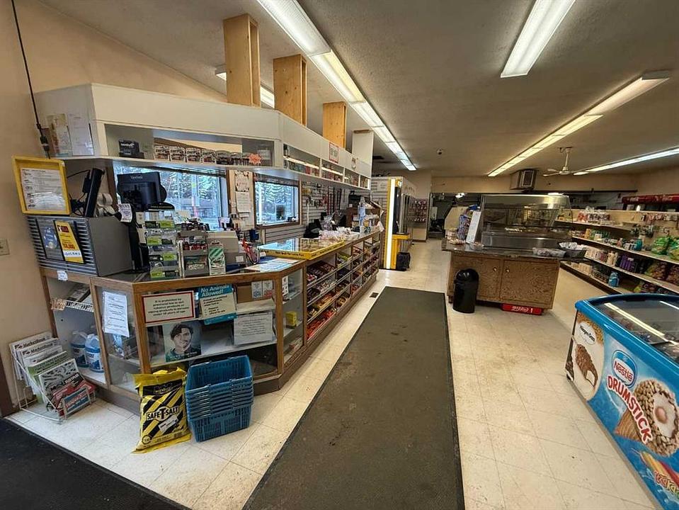 4934 50 Avenue, Kitscoty, AB